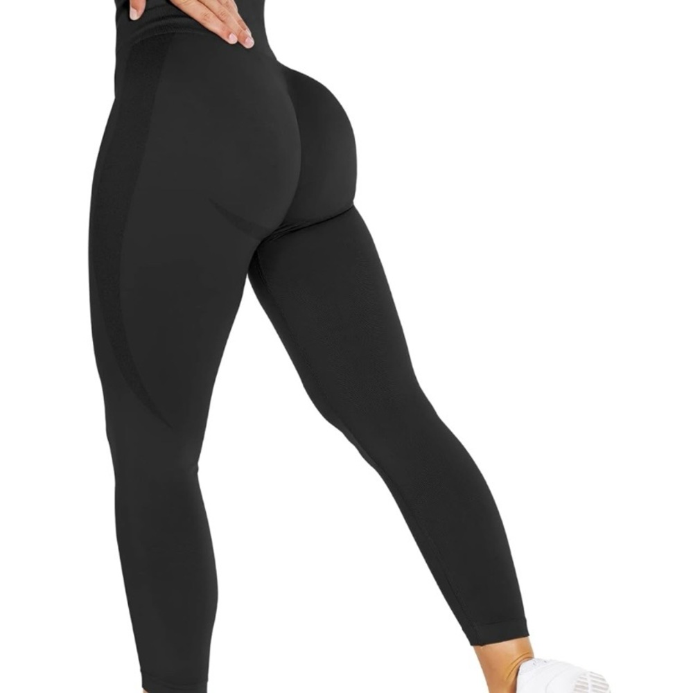2/$15 🍍 NWOT Black Seamless Contour Leggings (unbranded)